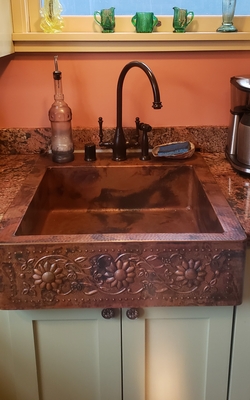 Copper Farmhouse Kitchen Sink with 6