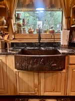 Image Copper Kitchen Farmhouse Sink Rounded Front<b> WOODLAND</b>
